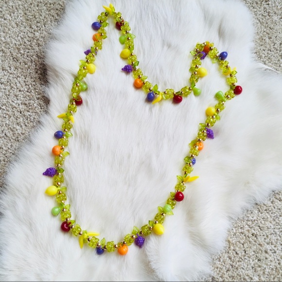 Vintage Jewelry - Carmen Miranda Style Fruit Basket Necklace